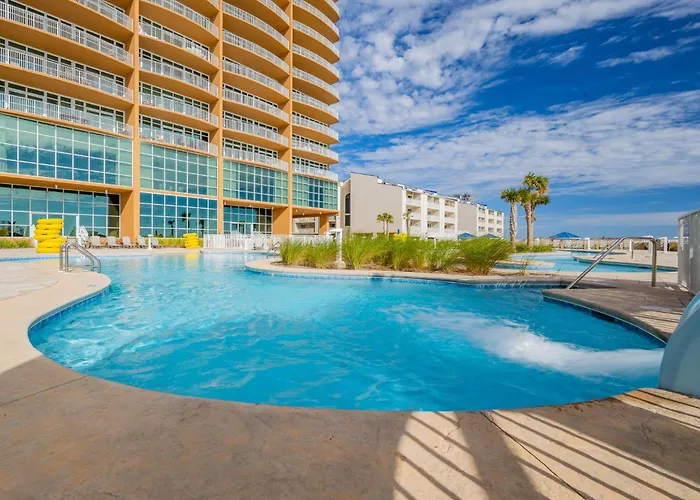Phoenix Gulf Tower 1004 Apartment